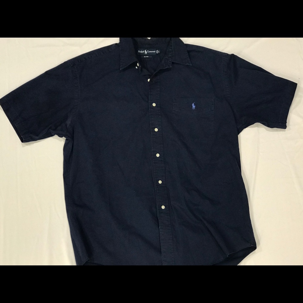 Short sleeve button down